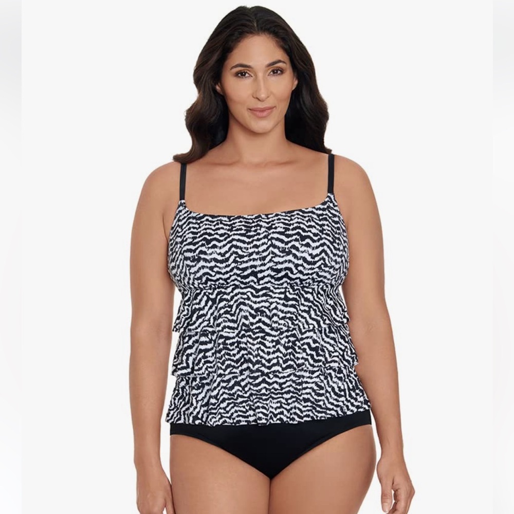 Longitude Mallorca Triple Tier Women’s One Piece Black And White Bathing Suit 14
